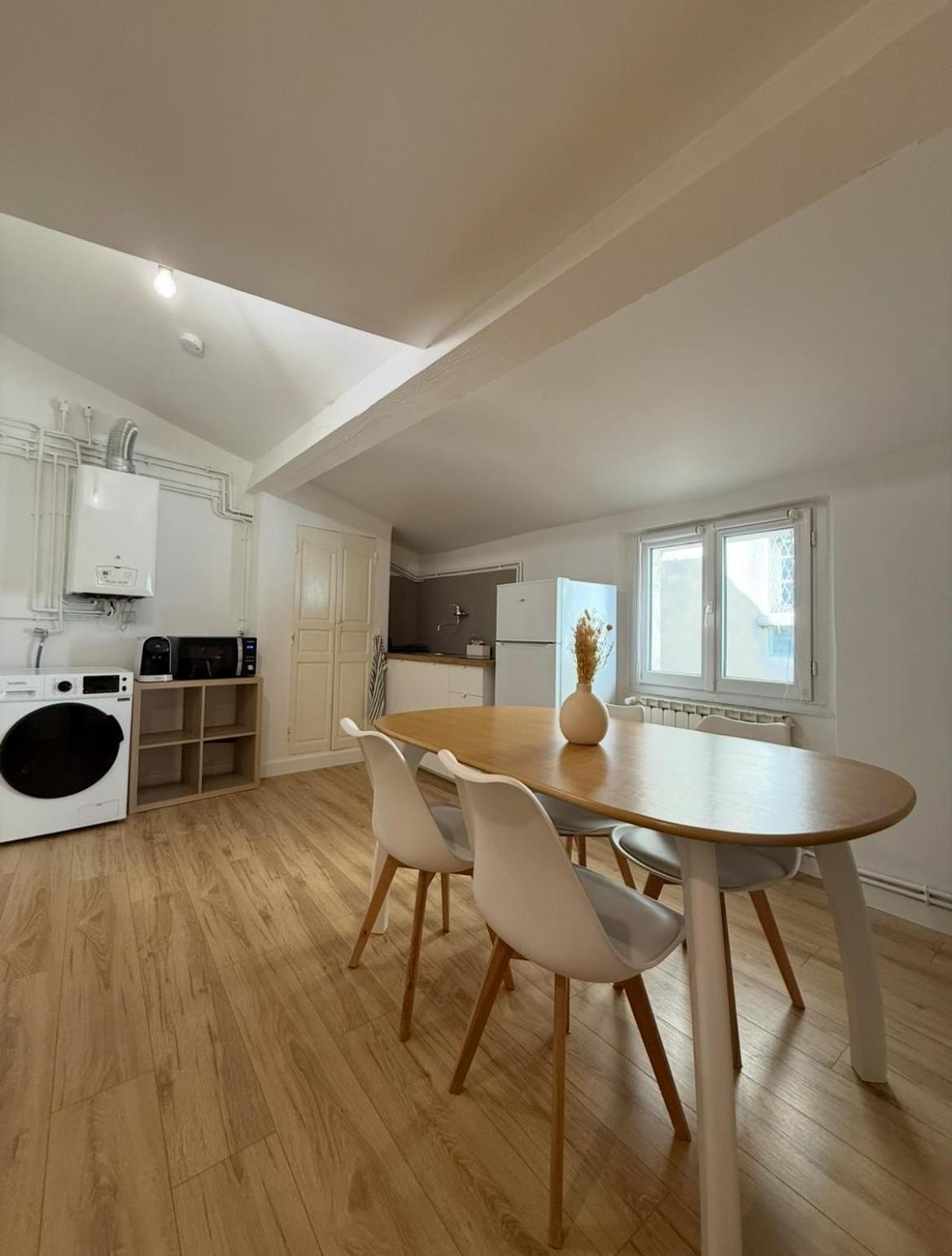 T3 Cozy And Central Port And Restaurants 2 Min Walk * Toulon